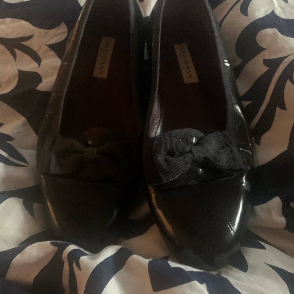 Cole Haan patent leather bow shoes